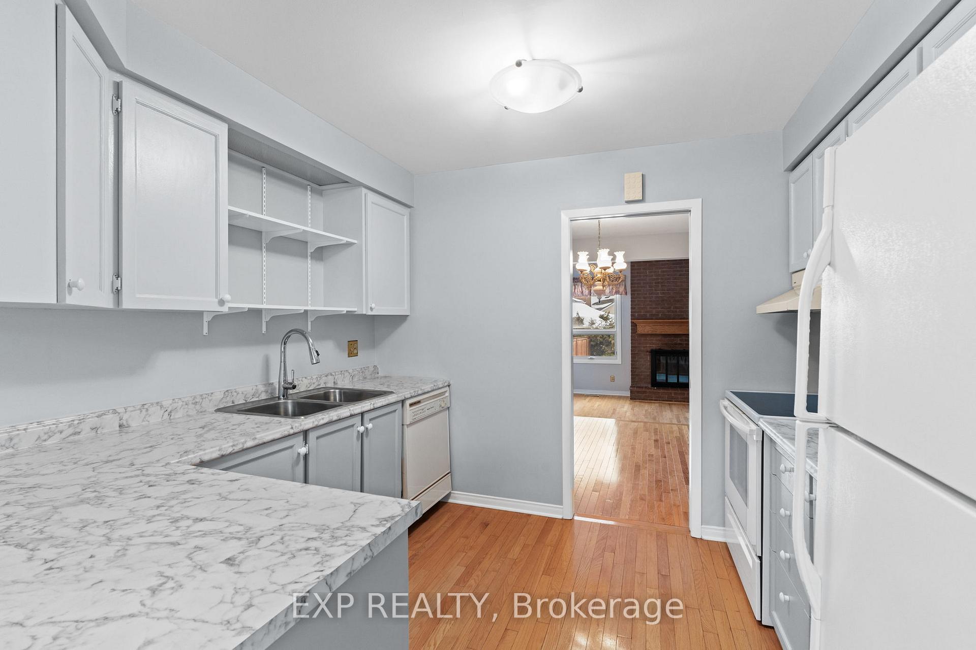 Photo 15 of 9 Fieldgate Drive, Ottawa, Barrhaven - Knollsbrook — HOMEH