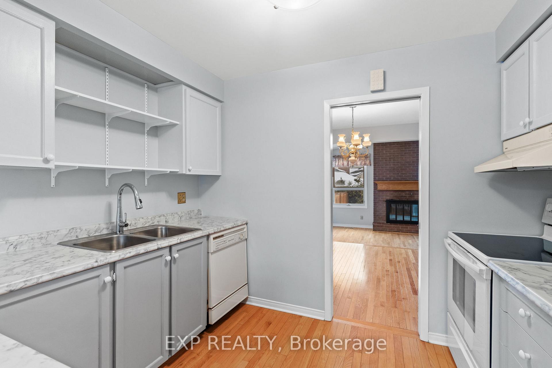 Photo 17 of 9 Fieldgate Drive, Ottawa, Barrhaven - Knollsbrook — HOMEH