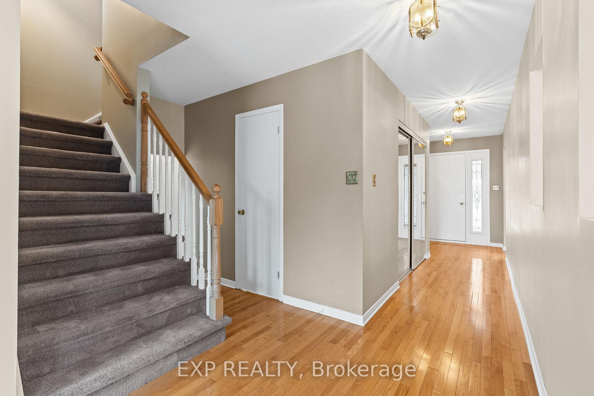 Photo 20 of 9 Fieldgate Drive, Ottawa, Barrhaven - Knollsbrook — HOMEH