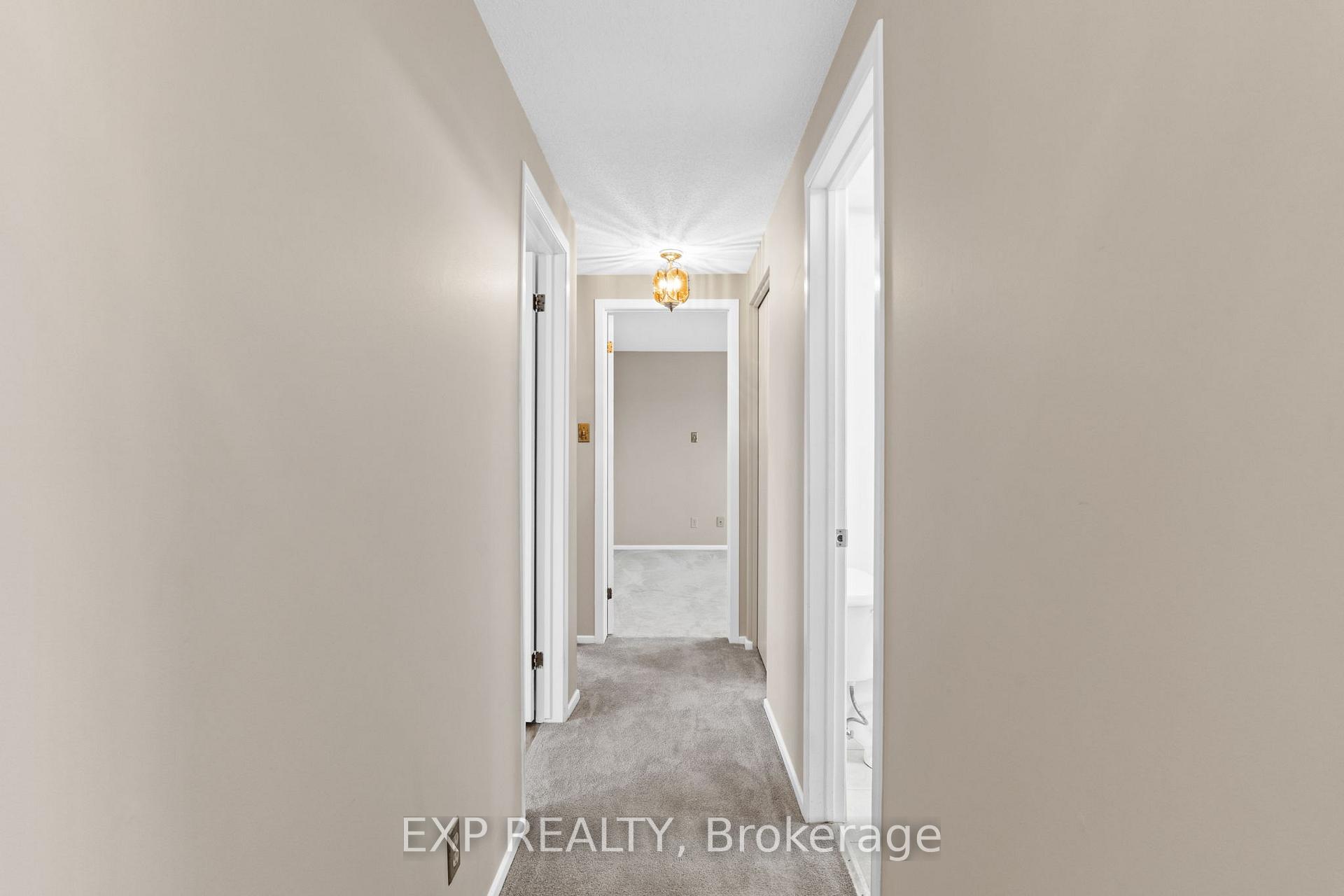 Photo 23 of 9 Fieldgate Drive, Ottawa, Barrhaven - Knollsbrook — HOMEH