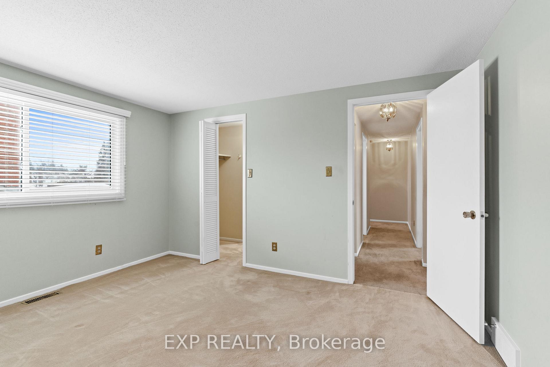 Photo 25 of 9 Fieldgate Drive, Ottawa, Barrhaven - Knollsbrook — HOMEH