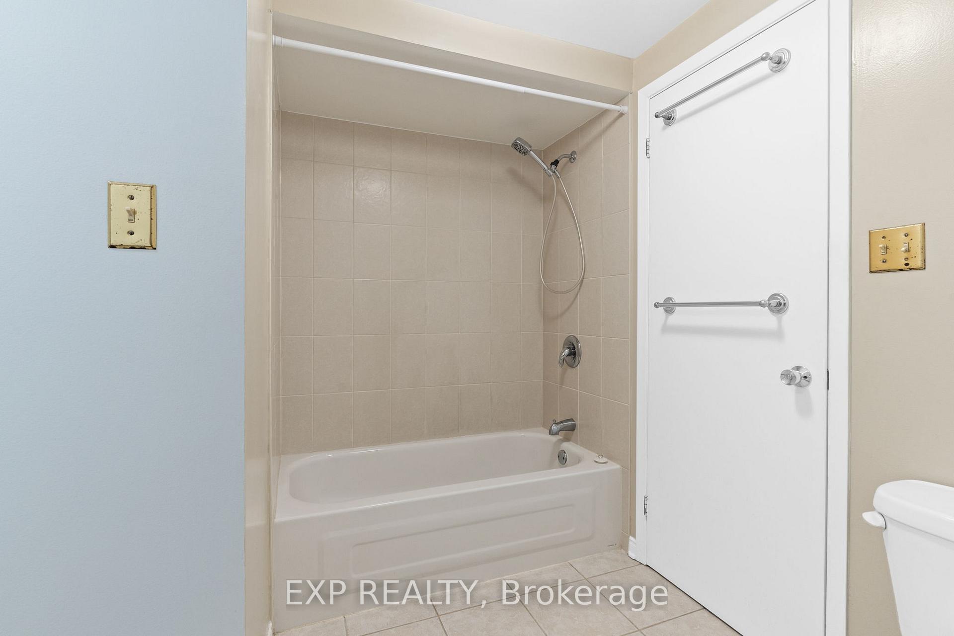 Photo 27 of 9 Fieldgate Drive, Ottawa, Barrhaven - Knollsbrook — HOMEH