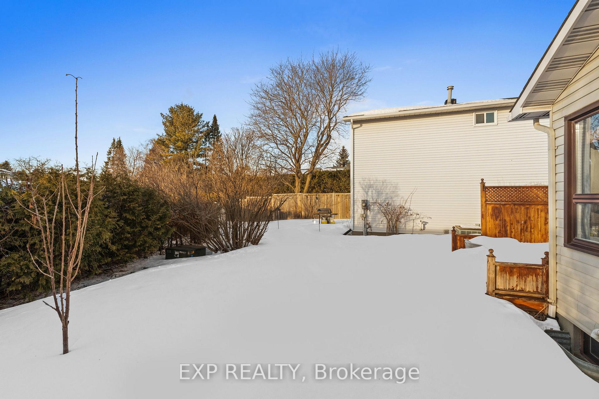 Photo 40 of 9 Fieldgate Drive, Ottawa, Barrhaven - Knollsbrook — HOMEH
