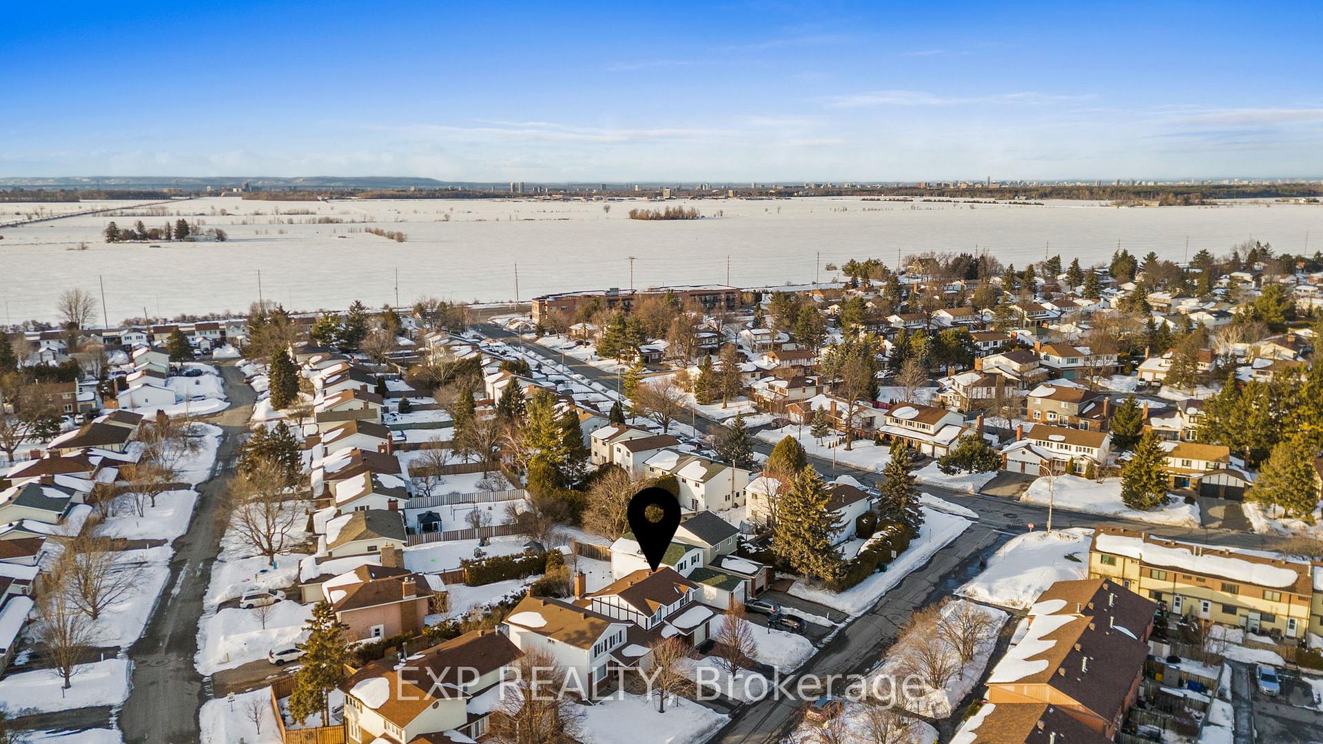 Photo 49 of 9 Fieldgate Drive, Ottawa, Barrhaven - Knollsbrook — HOMEH
