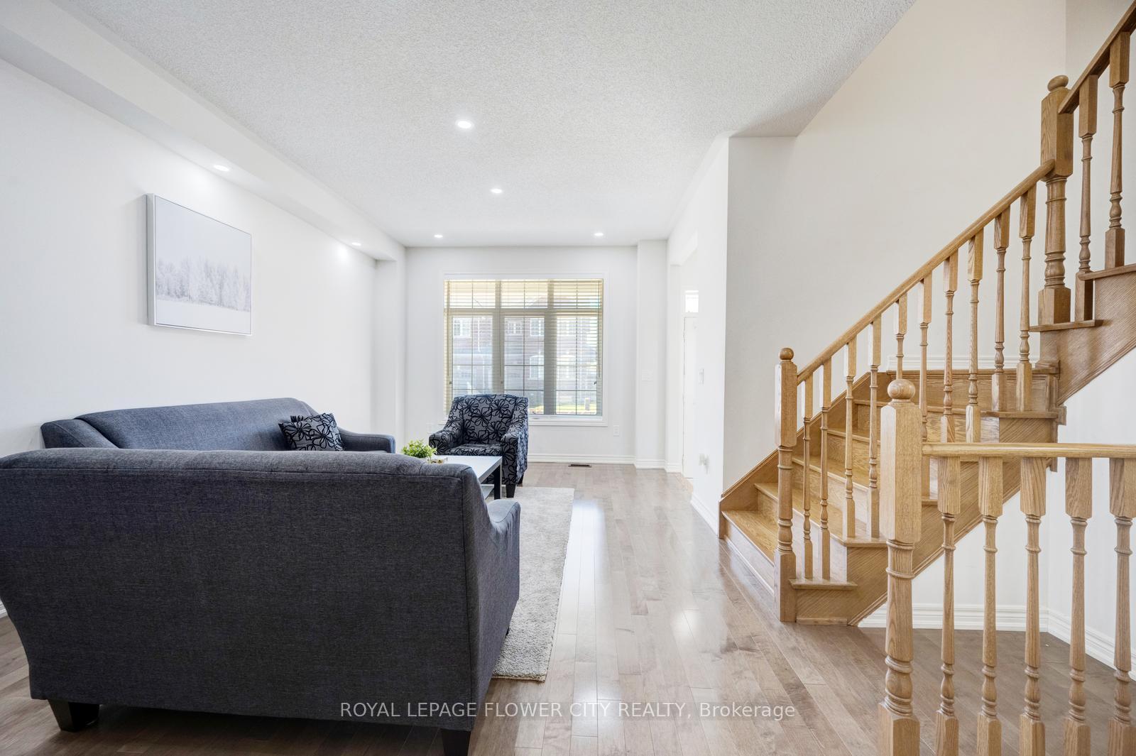 Photo 14 of 79 Yellowknife Road, Brampton, Sandringham-Wellington North — HOMEH