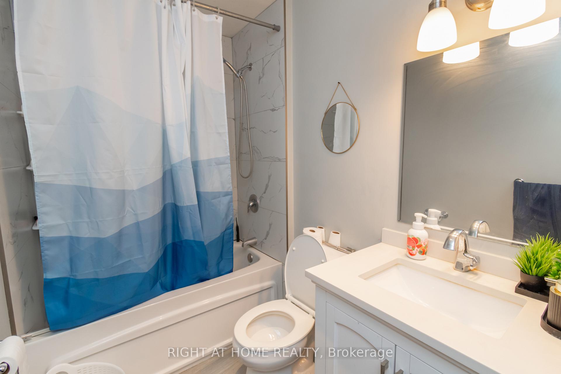 Photo 19 of 12 Frost Trail, Barrie, Letitia Heights — HOMEH
