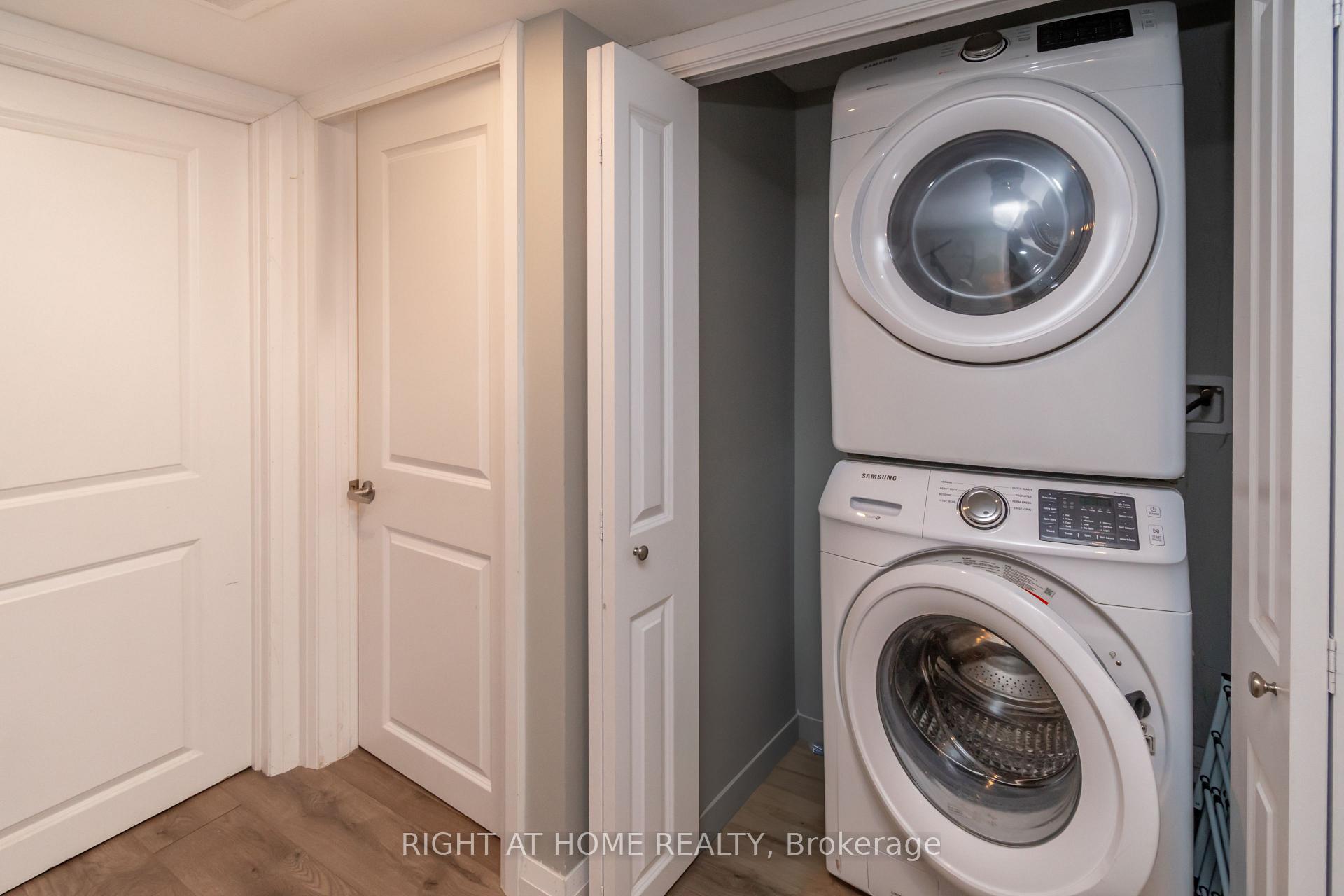 Photo 21 of 12 Frost Trail, Barrie, Letitia Heights — HOMEH