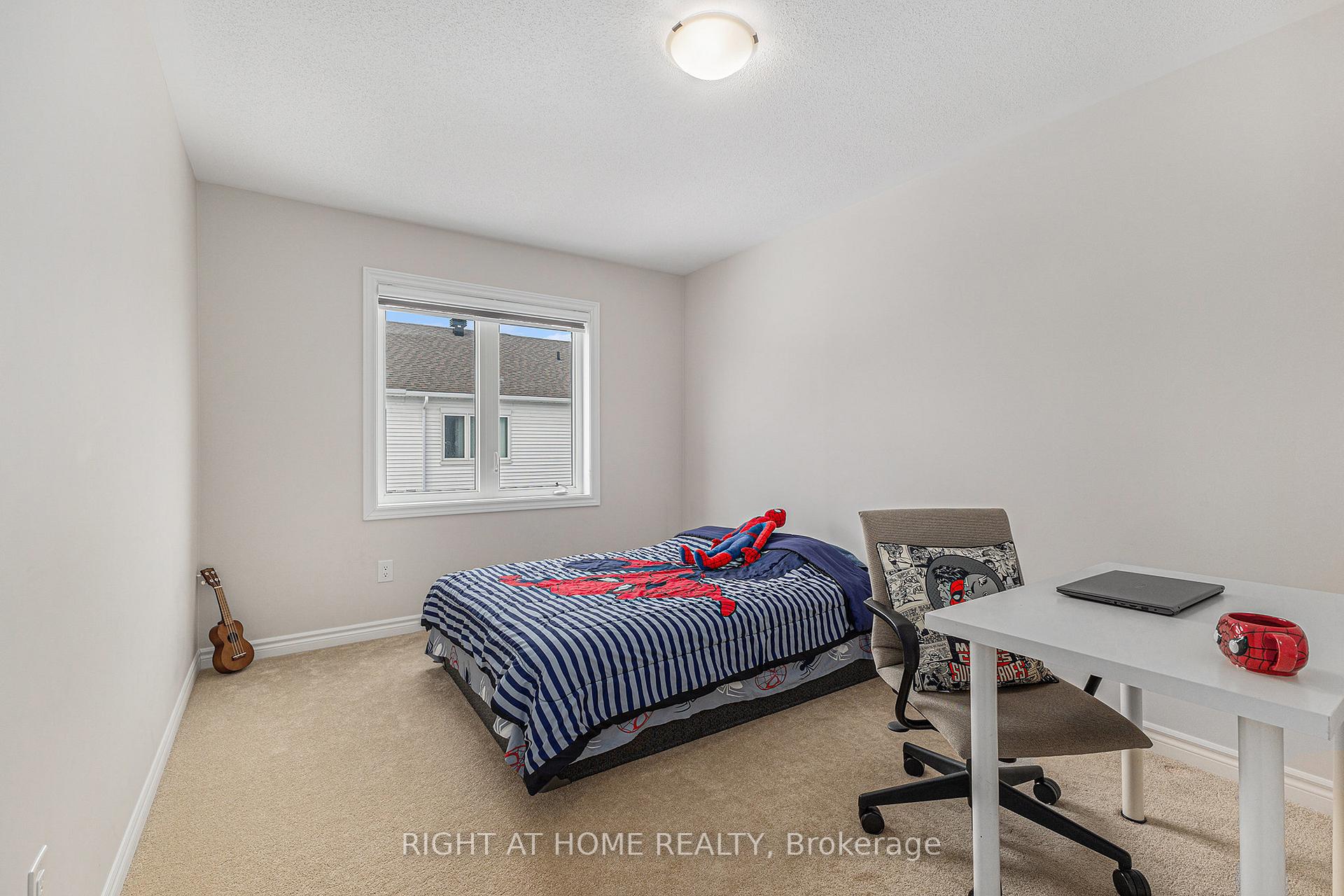 Photo 14 of 39 Focality Crescent, Ottawa, Barrhaven - Half Moon Bay — HOMEH