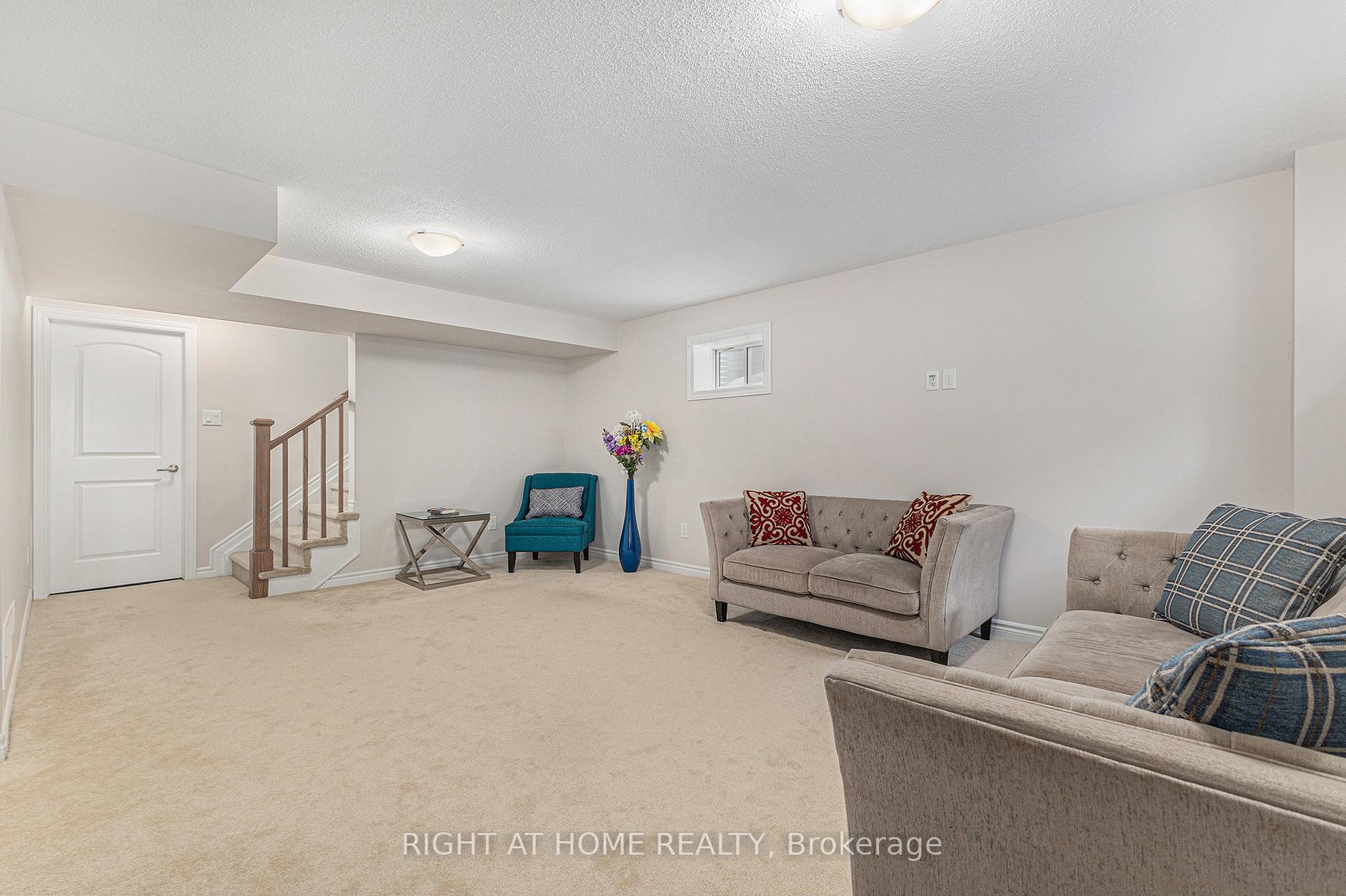 Photo 23 of 39 Focality Crescent, Ottawa, Barrhaven - Half Moon Bay — HOMEH