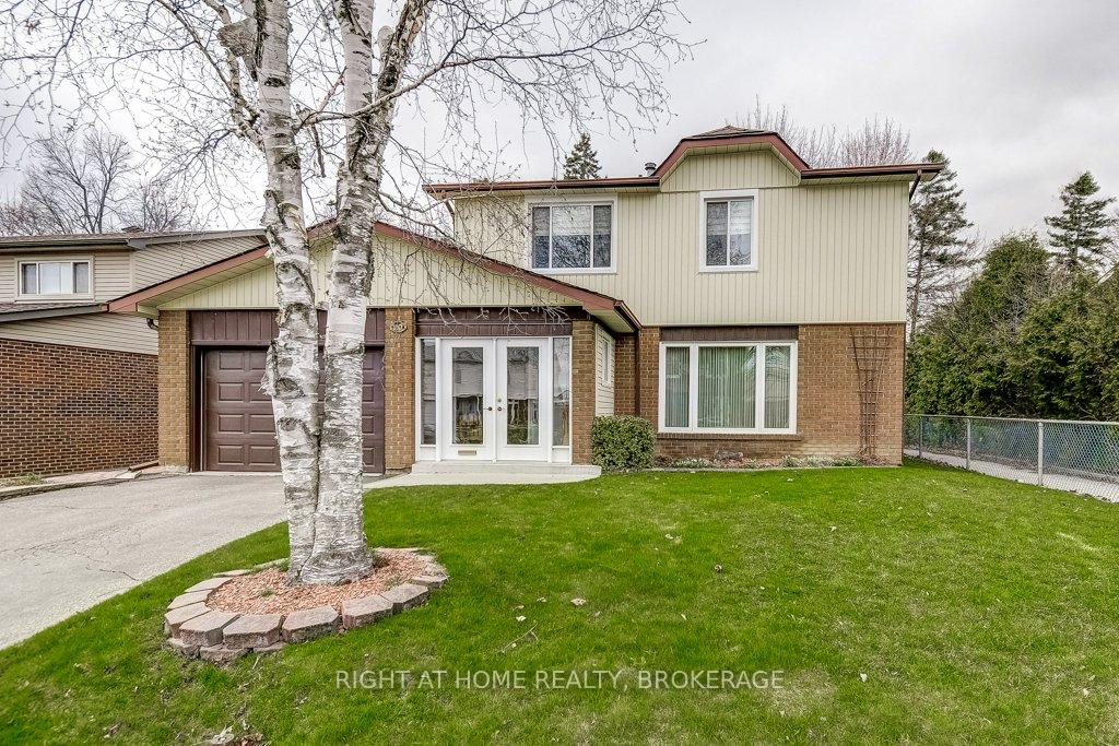 Photo 3 of 110 Elgin Drive, Brampton, Brampton South — HOMEH