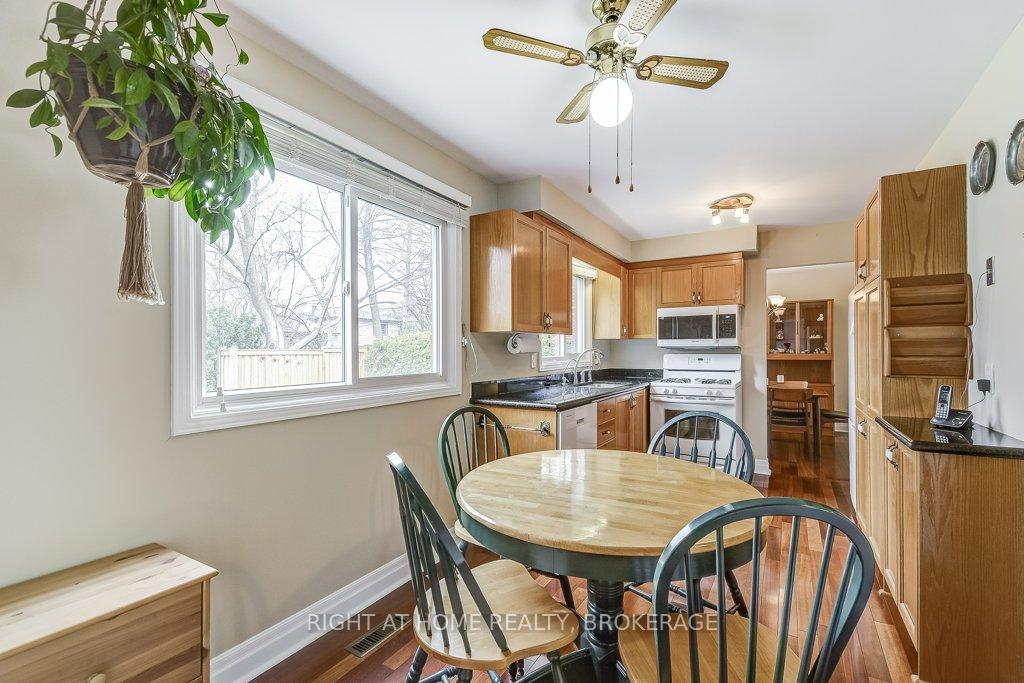 Photo 17 of 110 Elgin Drive, Brampton, Brampton South — HOMEH
