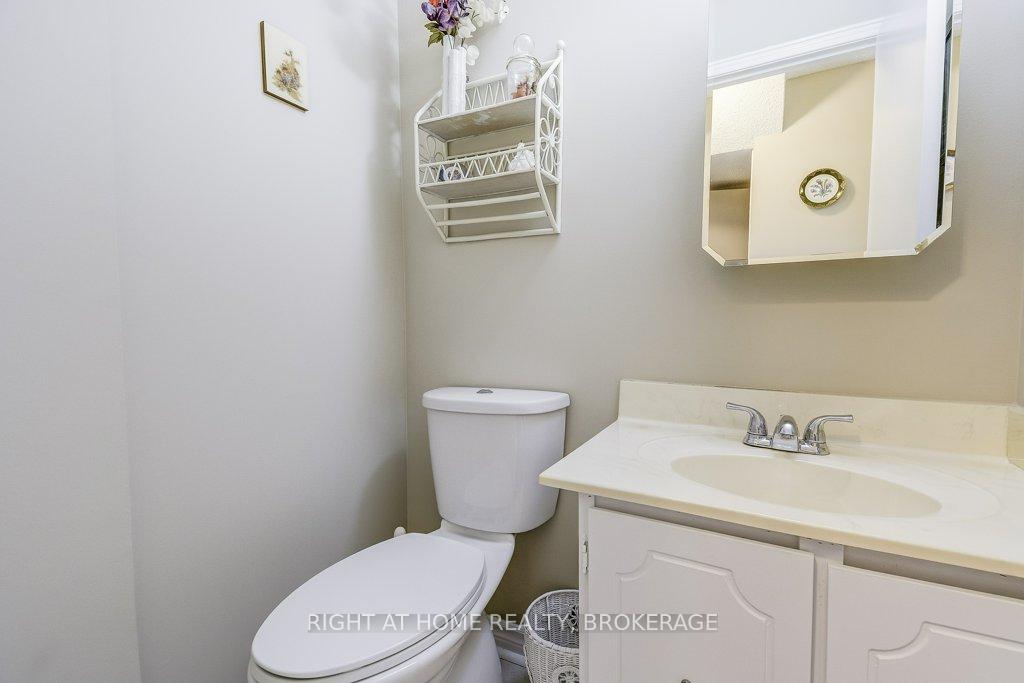 Photo 20 of 110 Elgin Drive, Brampton, Brampton South — HOMEH