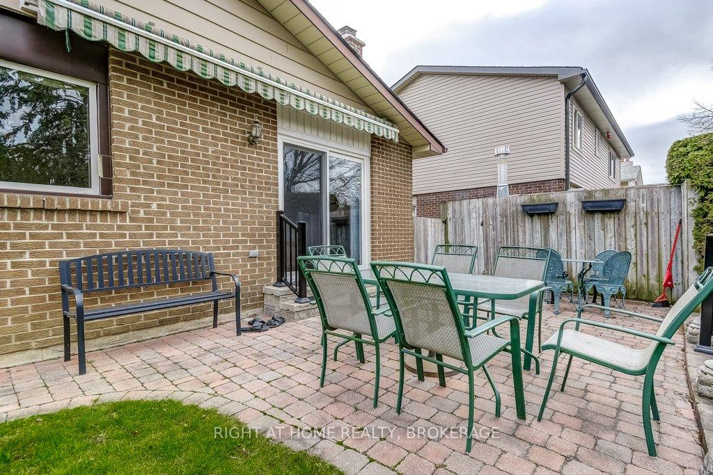 Photo 40 of 110 Elgin Drive, Brampton, Brampton South — HOMEH