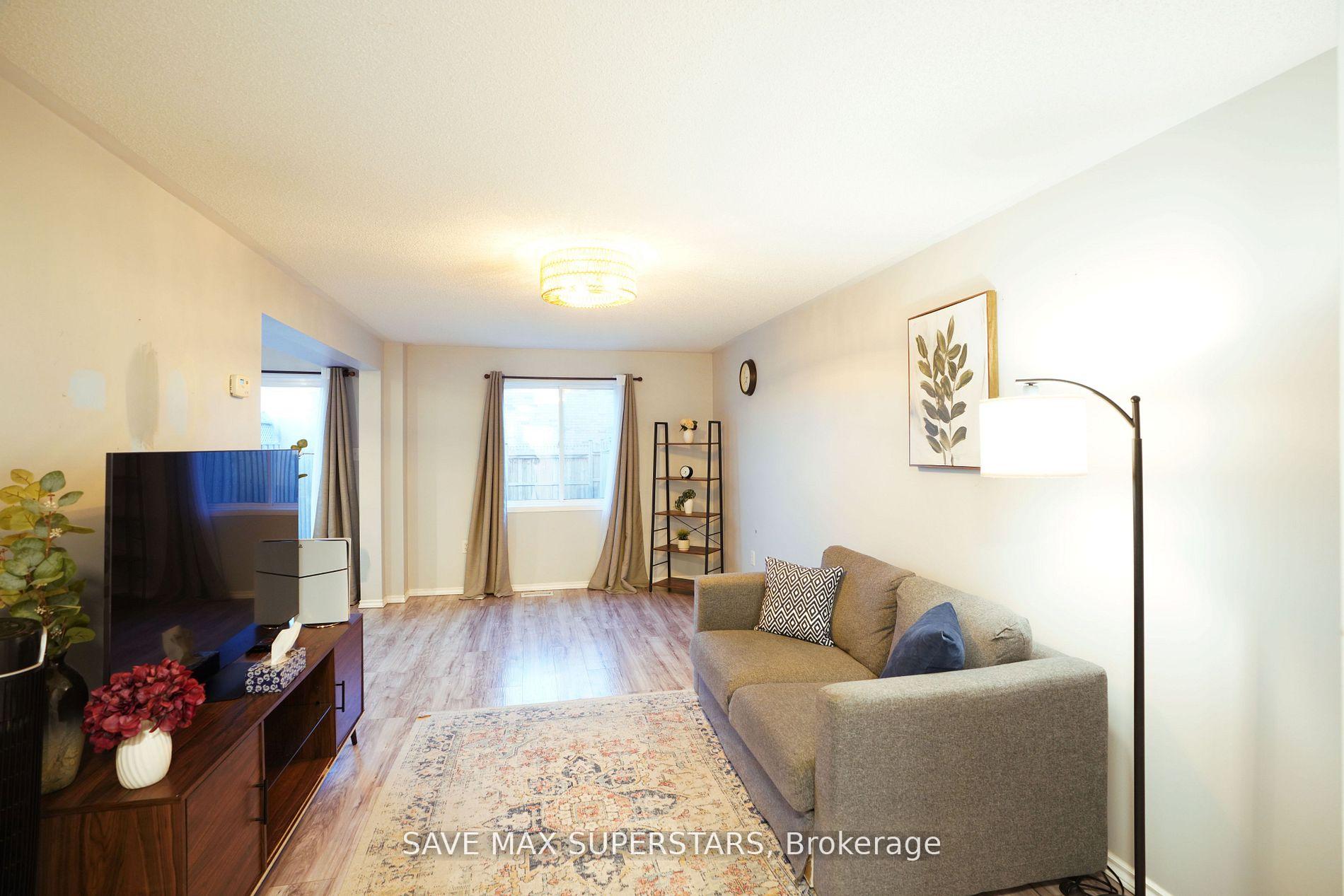 Photo 10 of 5 Majesty Boulevard, Barrie, Innis-Shore — HOMEH