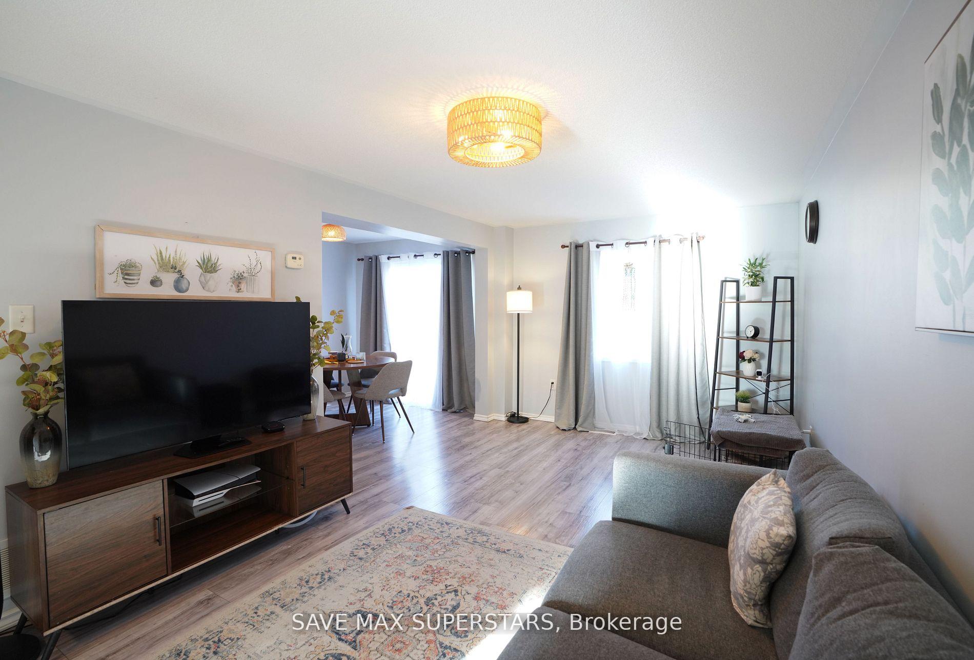 Photo 11 of 5 Majesty Boulevard, Barrie, Innis-Shore — HOMEH