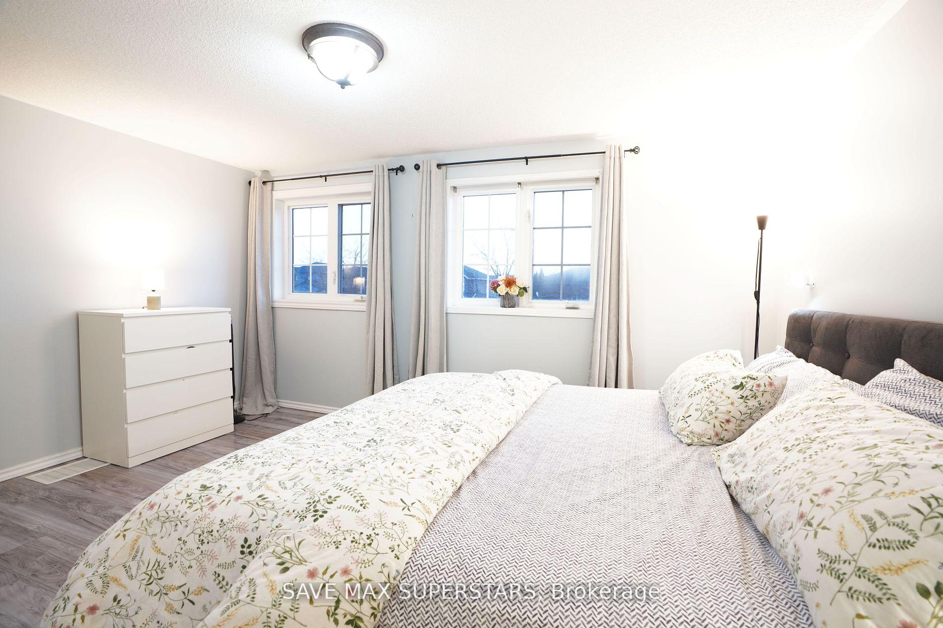Photo 17 of 5 Majesty Boulevard, Barrie, Innis-Shore — HOMEH