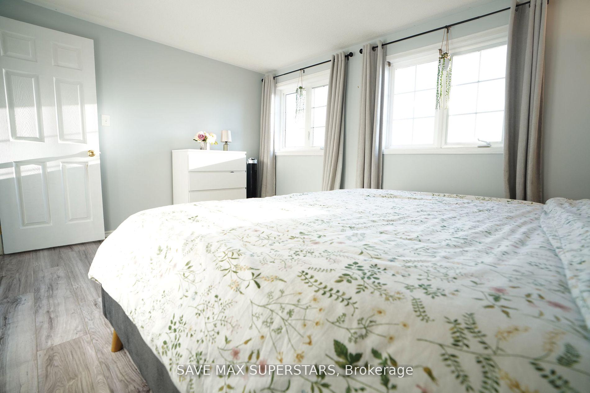 Photo 18 of 5 Majesty Boulevard, Barrie, Innis-Shore — HOMEH