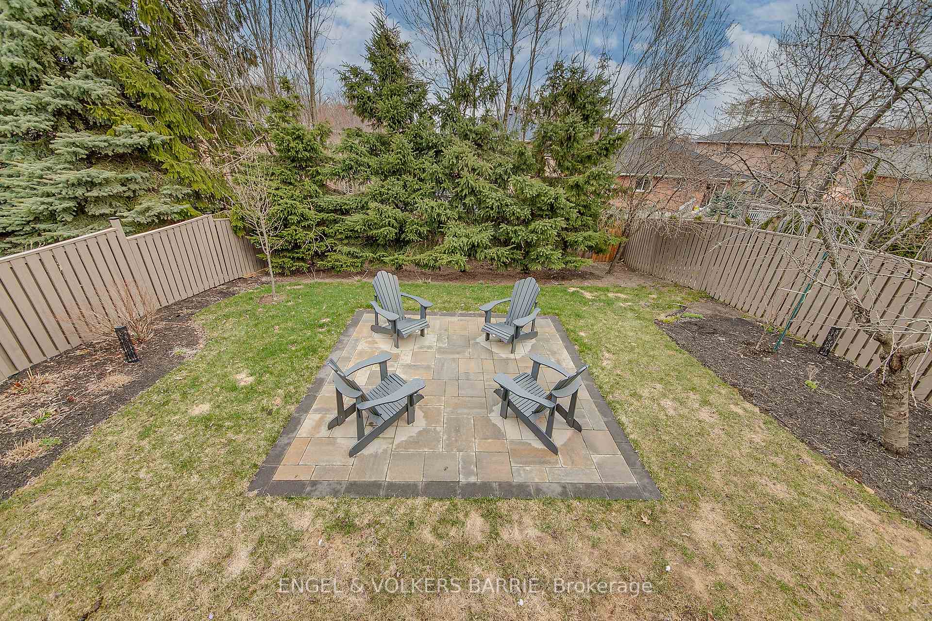 Photo 1 of 18 Bloom Crescent, Barrie, Ardagh — HOMEH
