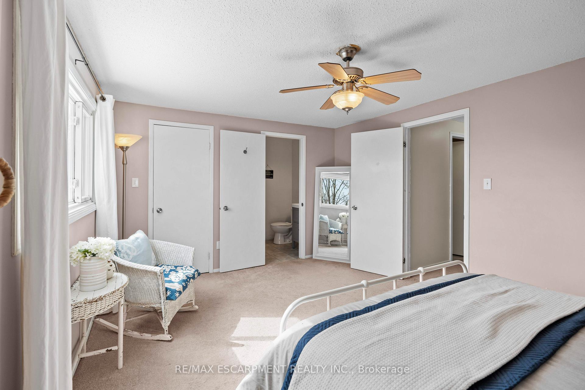 Photo 17 of 2376 Holyhead Drive, Burlington, Brant Hills — HOMEH