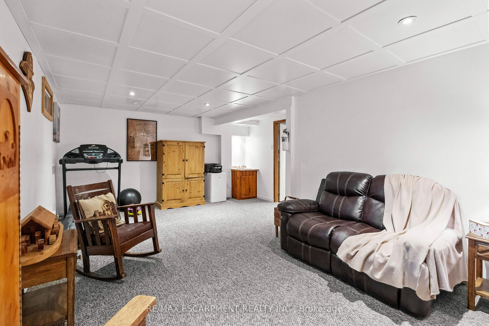 Photo 26 of 2376 Holyhead Drive, Burlington, Brant Hills — HOMEH