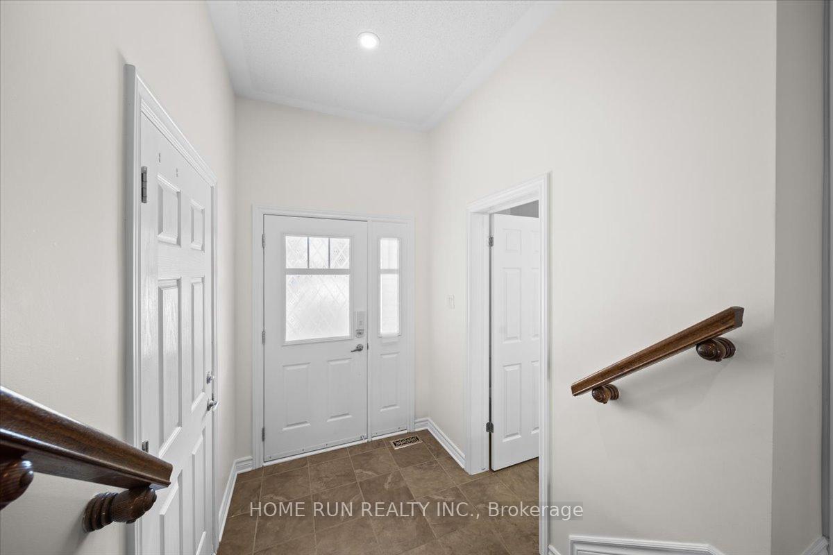 Photo 2 of 143 Garrity Crescent, Ottawa, Barrhaven - Strandherd — HOMEH