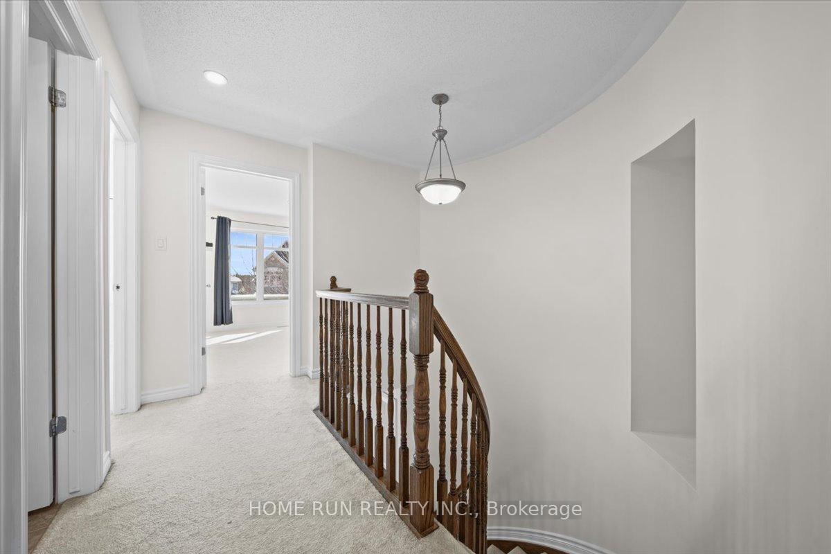 Photo 18 of 143 Garrity Crescent, Ottawa, Barrhaven - Strandherd — HOMEH