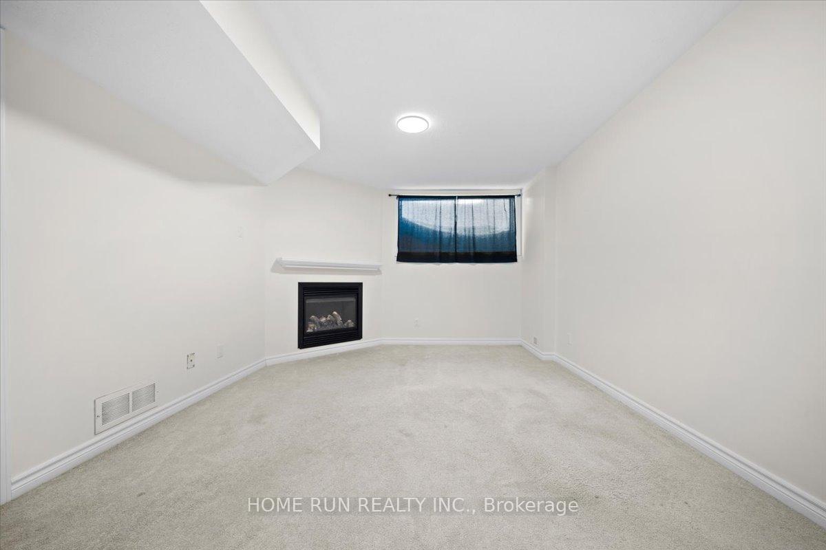 Photo 32 of 143 Garrity Crescent, Ottawa, Barrhaven - Strandherd — HOMEH