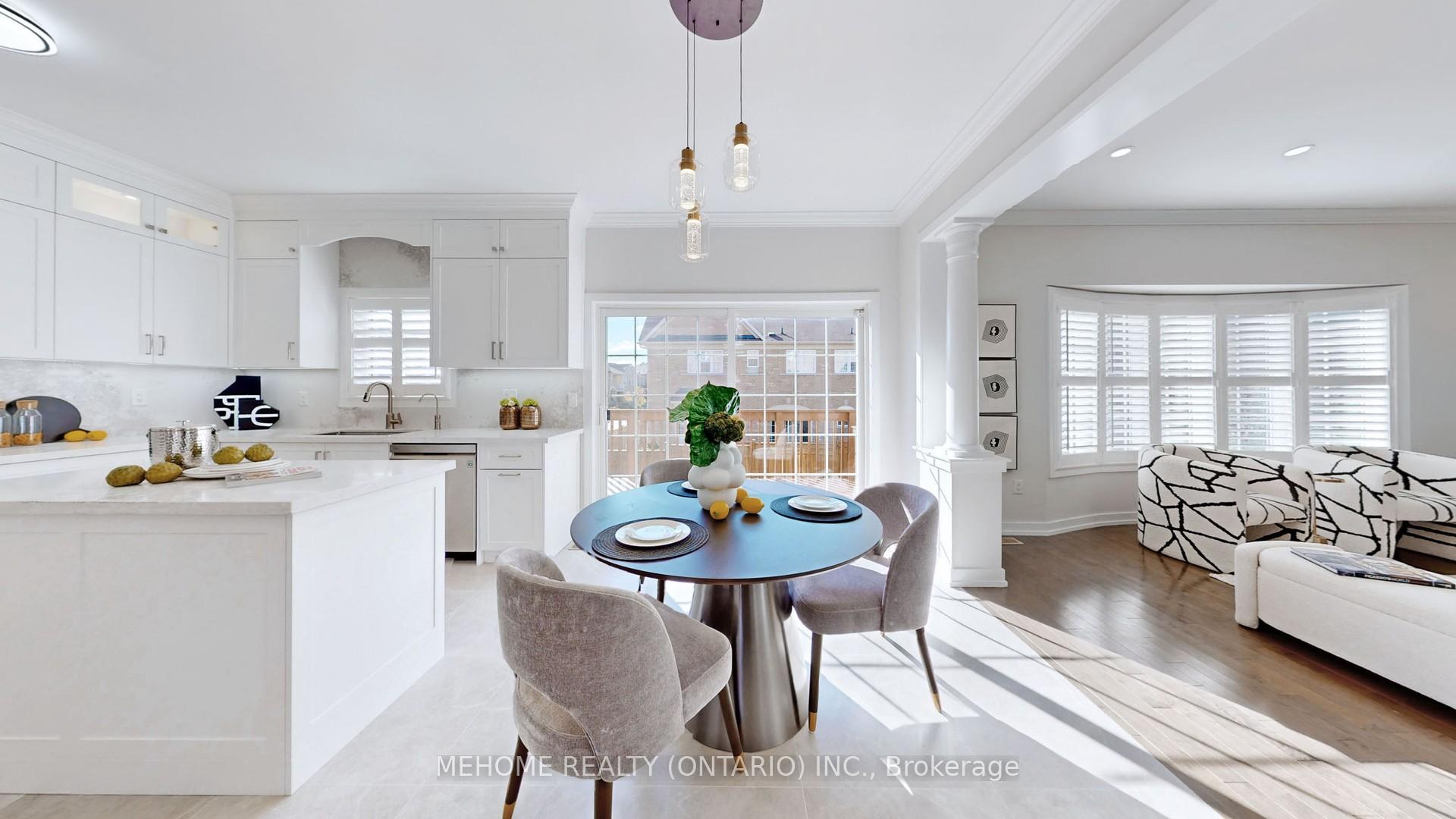 Photo 6 of 128 Alpaca Drive, Richmond Hill, Jefferson — HOMEH
