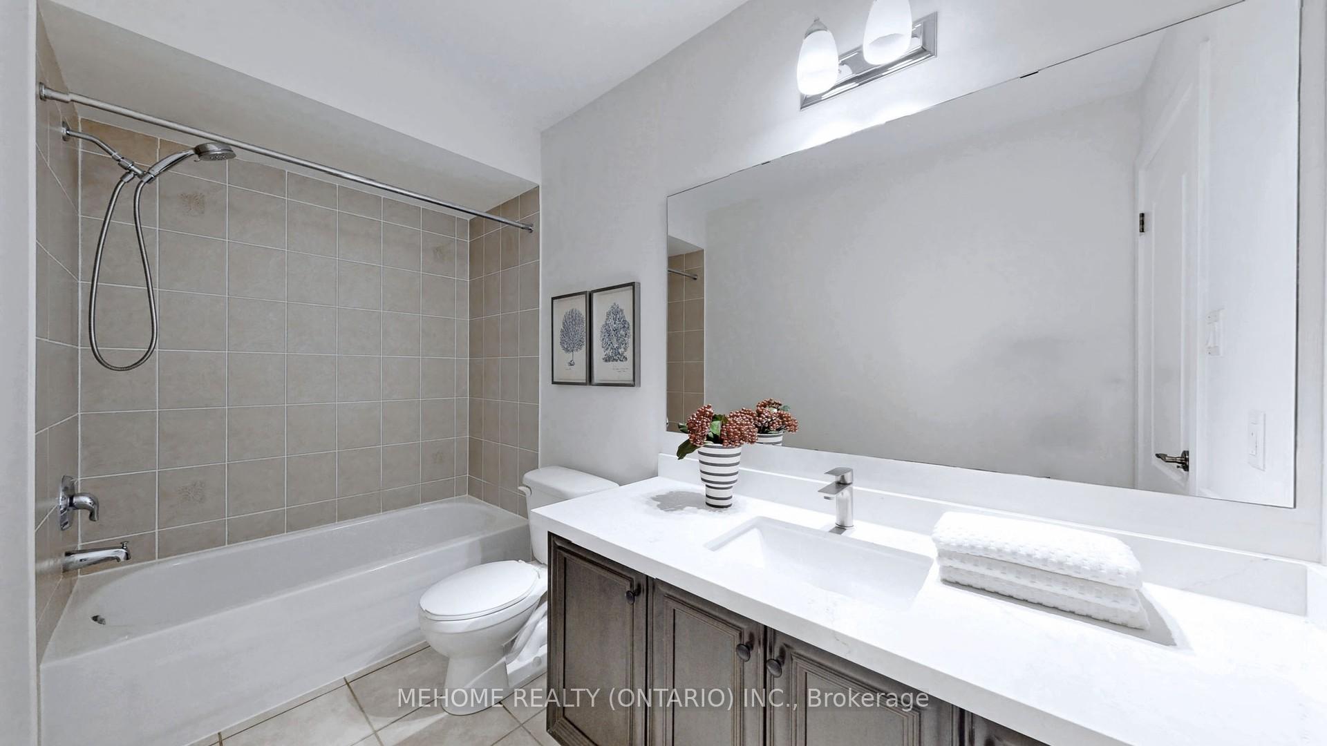 Photo 25 of 128 Alpaca Drive, Richmond Hill, Jefferson — HOMEH