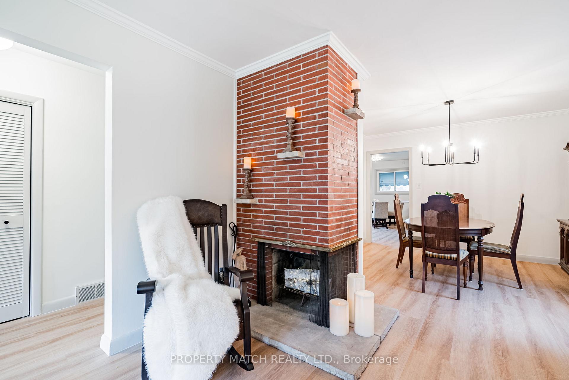 Photo 6 of 962 Mohawk Street, Oshawa, Centennial — HOMEH