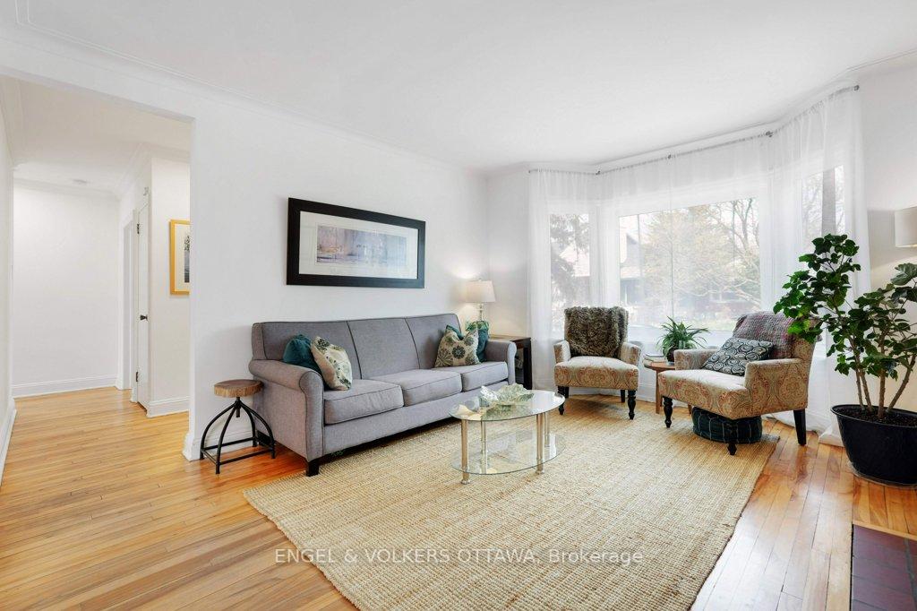 Photo 6 of 536 Rowanwood Avenue, Ottawa, McKellar/Highland — HOMEH