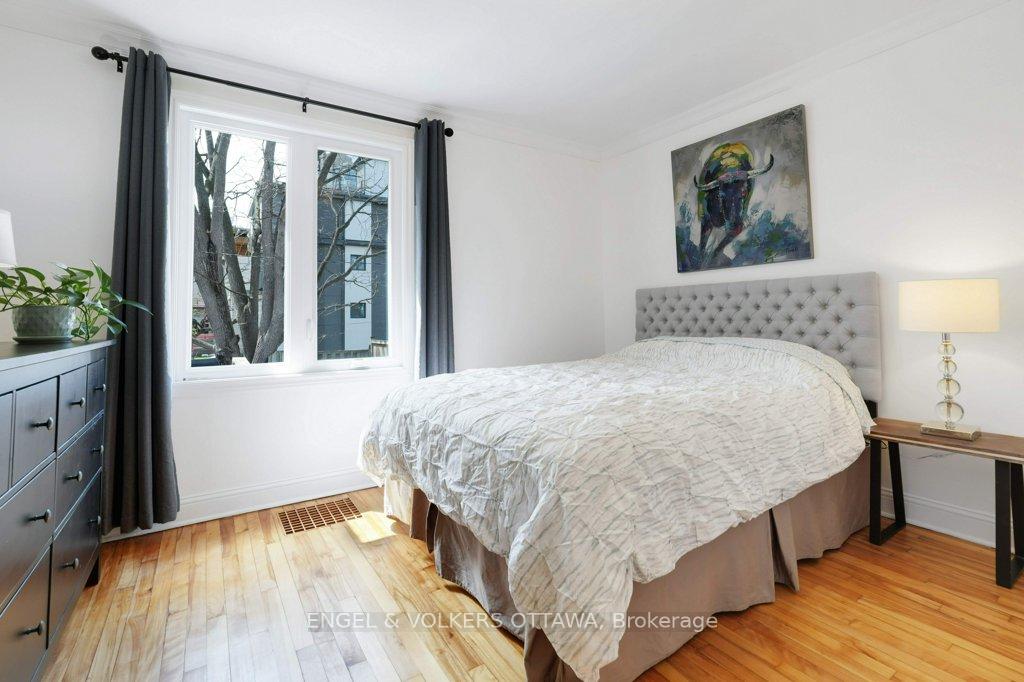 Photo 19 of 536 Rowanwood Avenue, Ottawa, McKellar/Highland — HOMEH