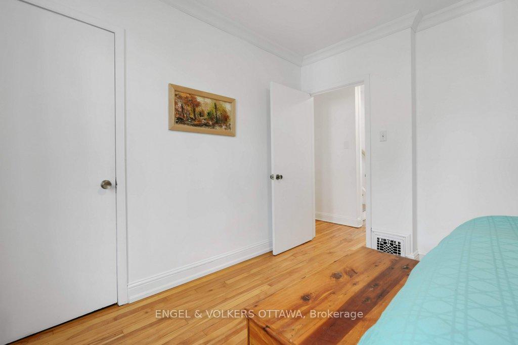 Photo 21 of 536 Rowanwood Avenue, Ottawa, McKellar/Highland — HOMEH