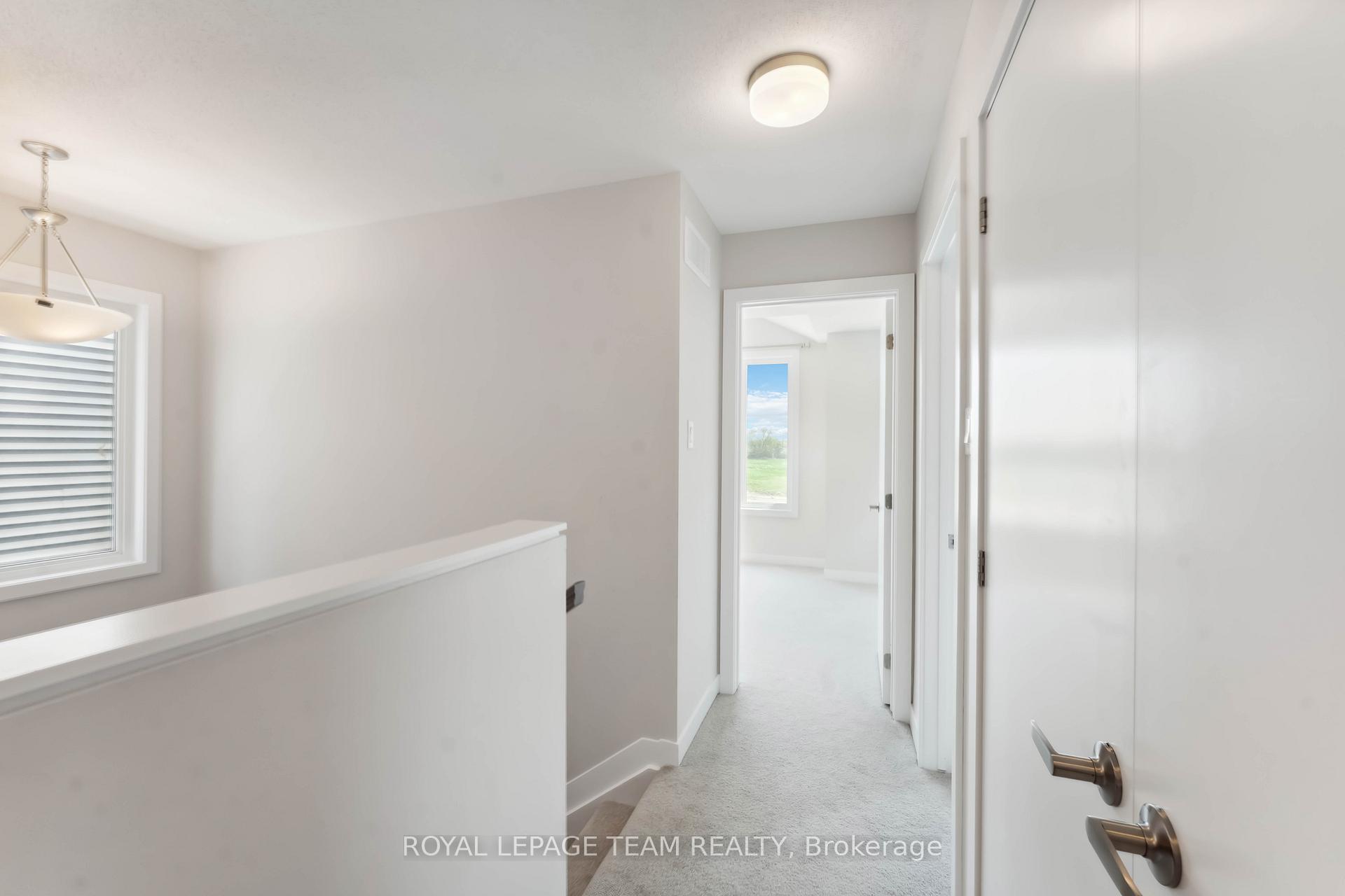 Photo 21 of 394 Peninsula Road, Ottawa, Barrhaven - Heritage Park — HOMEH