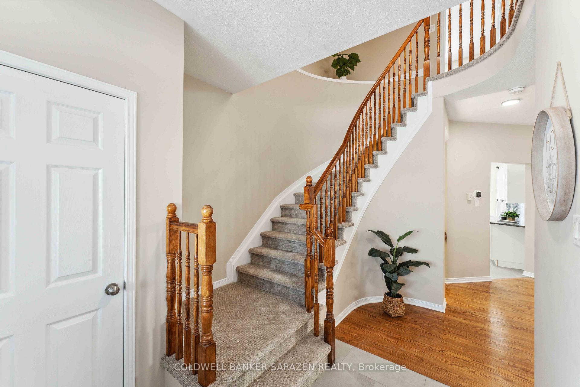 Photo 3 of 660 Anjana Circle, Ottawa, Barrhaven - Cedargrove/Fraserdale — HOMEH