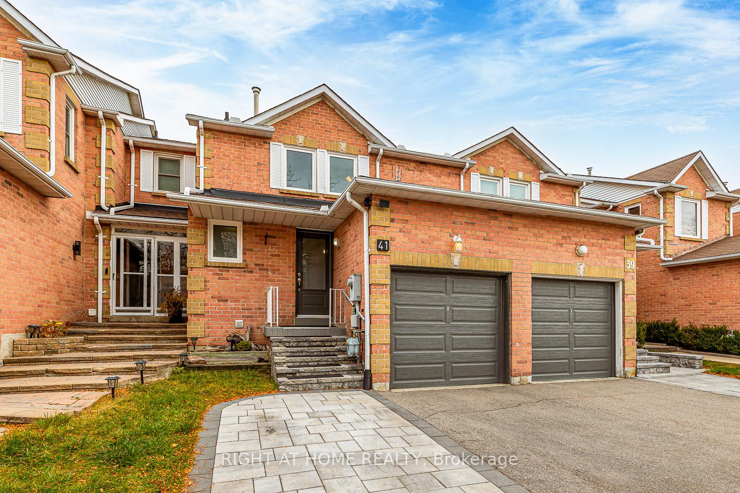 Photo 1 of 41 Steepleview Crescent, Richmond Hill, North Richvale — HOMEH