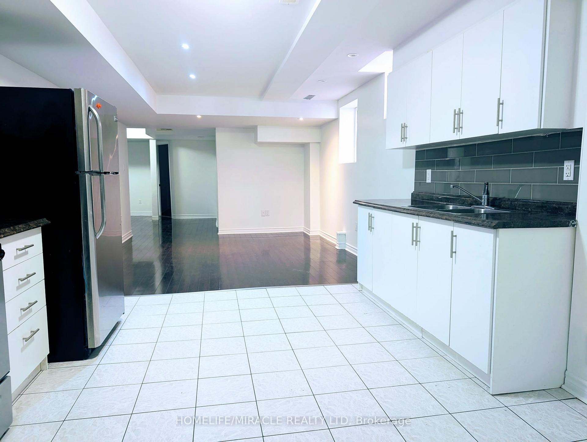Photo 3 of Unit Basement, 14 Beaconcrest Road, Brampton, Credit Valley — HOMEH