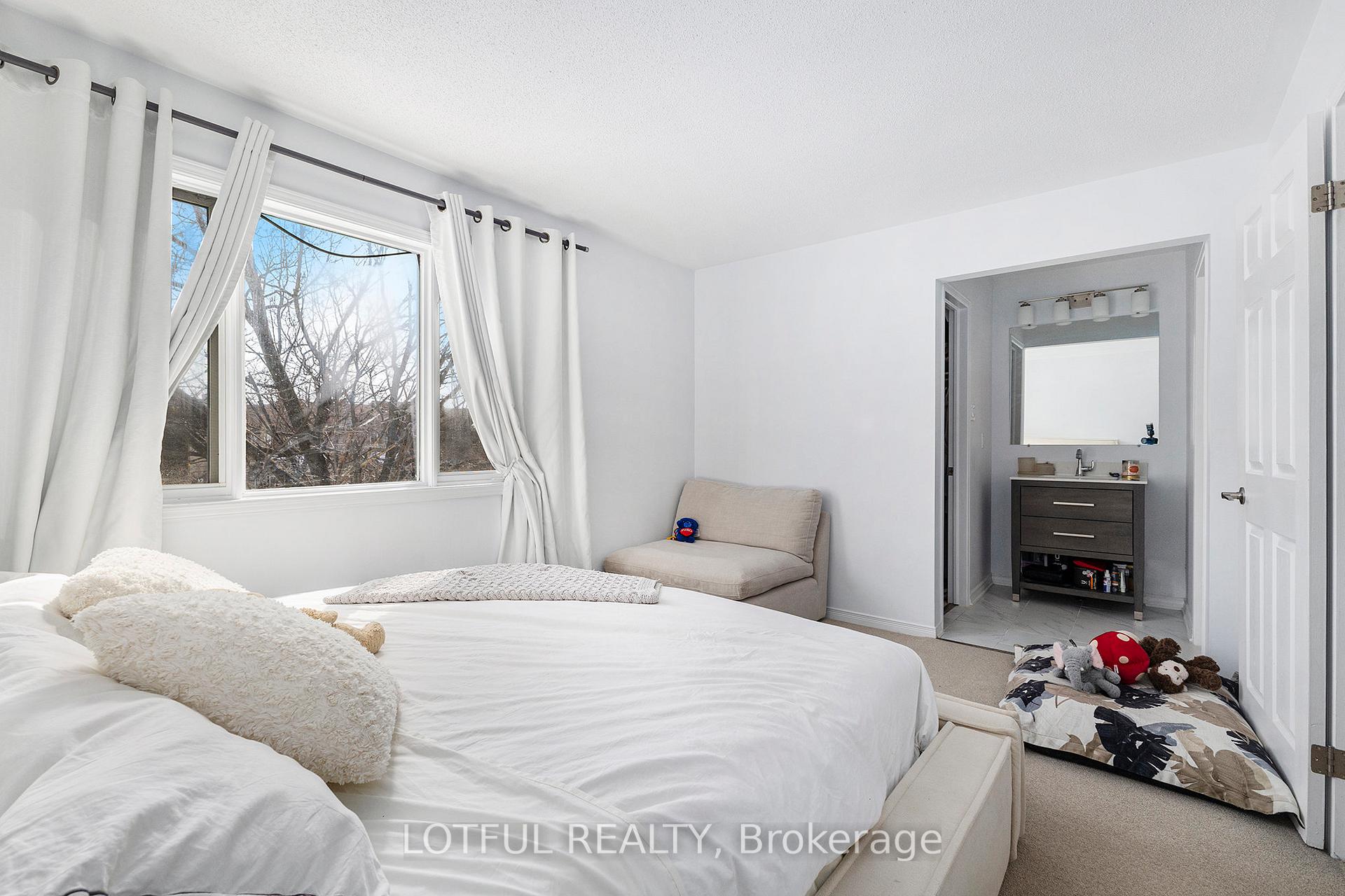 Photo 16 of 268 Stoneway Drive, Ottawa, Barrhaven East — HOMEH