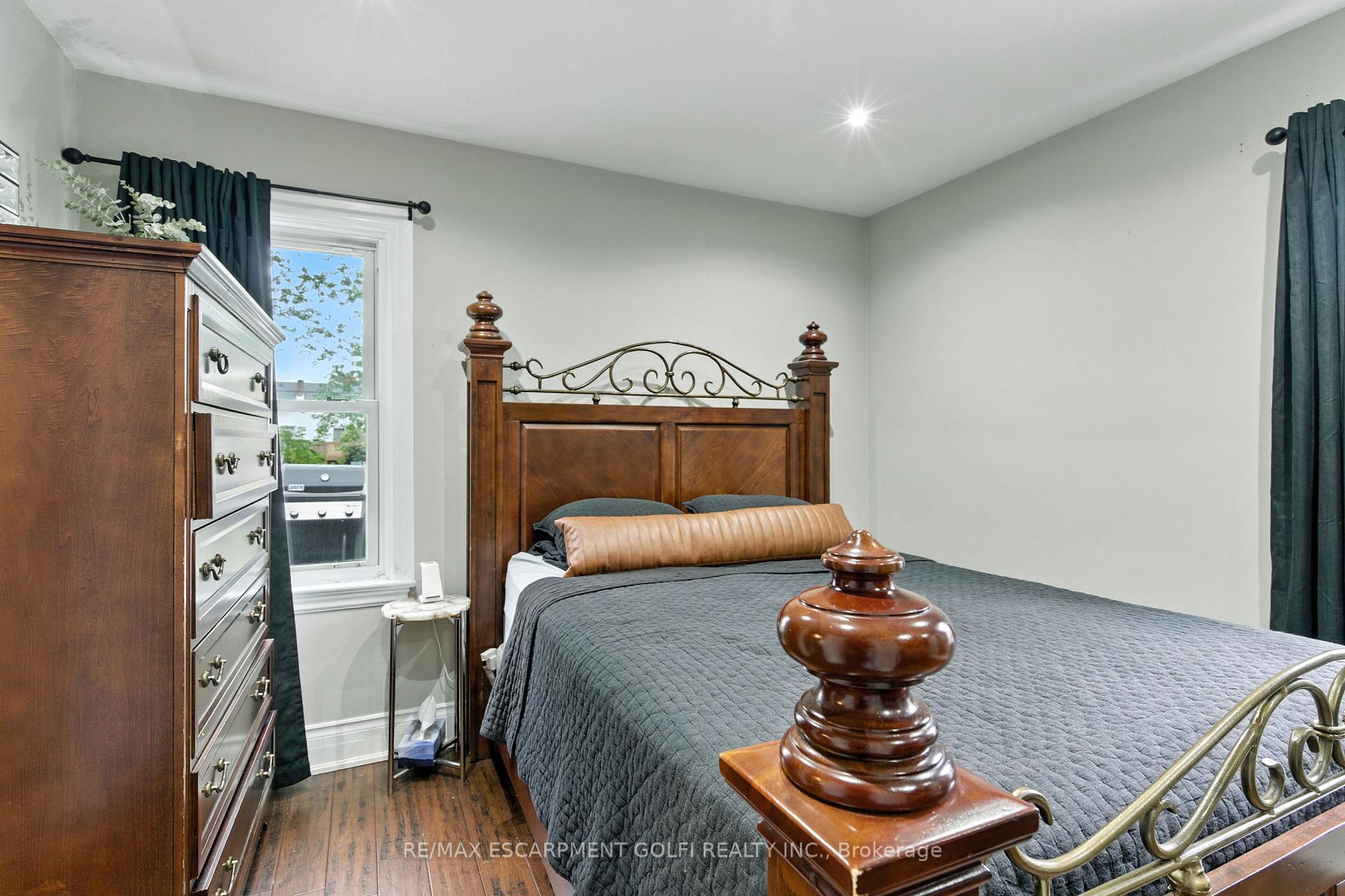 Photo 14 of 417 East 37th Street, Hamilton, Macassa — HOMEH