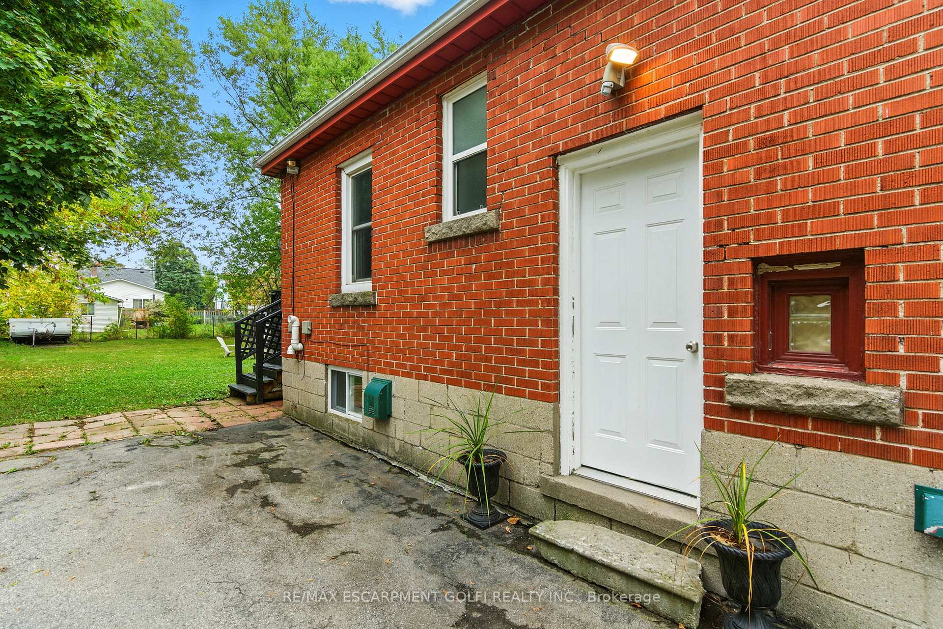 Photo 32 of 417 East 37th Street, Hamilton, Macassa — HOMEH