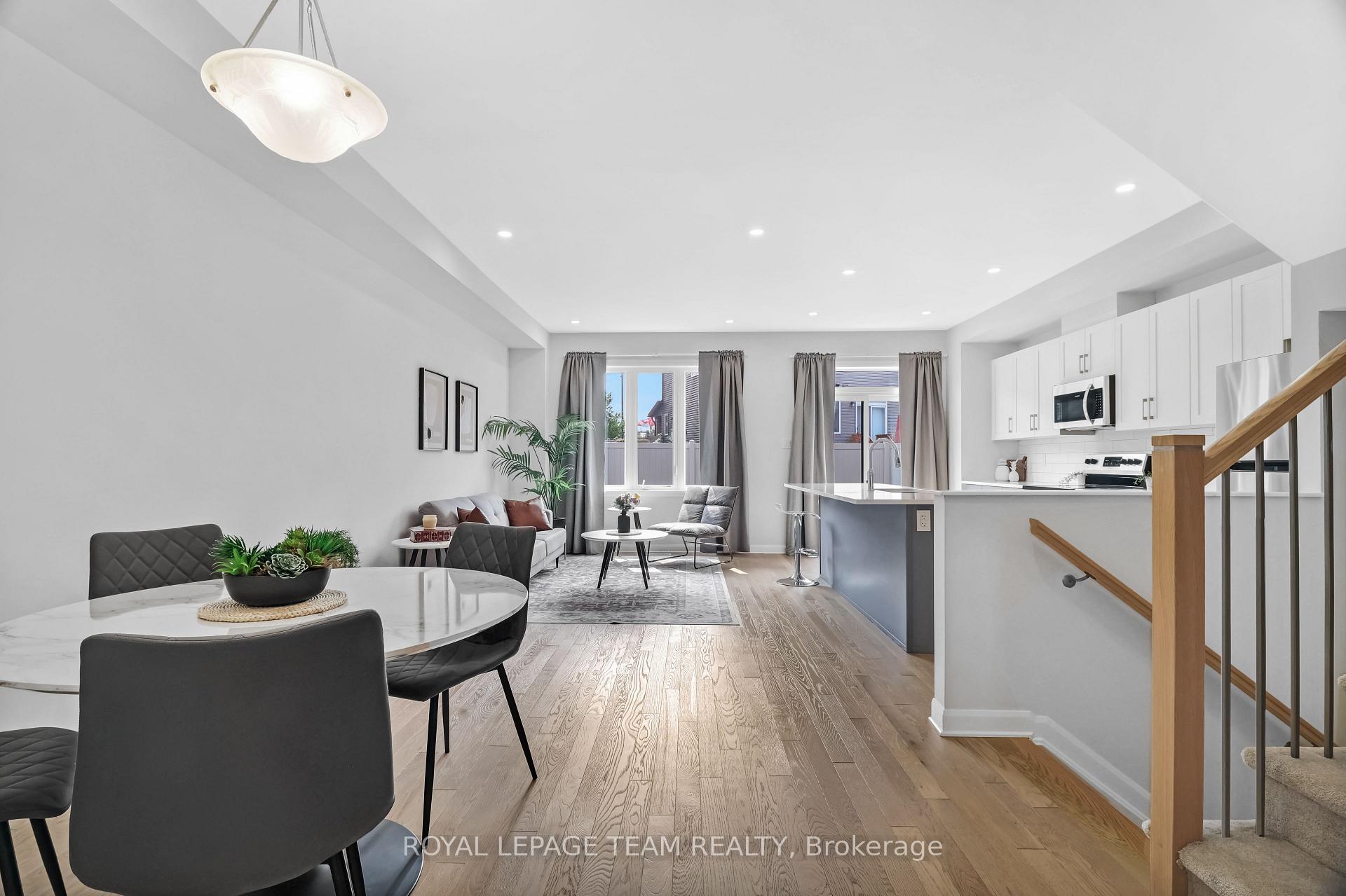 Photo 11 of 522 Branch Street, Ottawa, Barrhaven - Hearts Desire — HOMEH