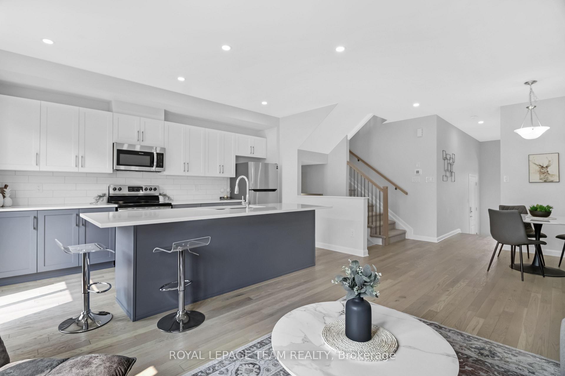 Photo 10 of 522 Branch Street, Ottawa, Barrhaven - Hearts Desire — HOMEH