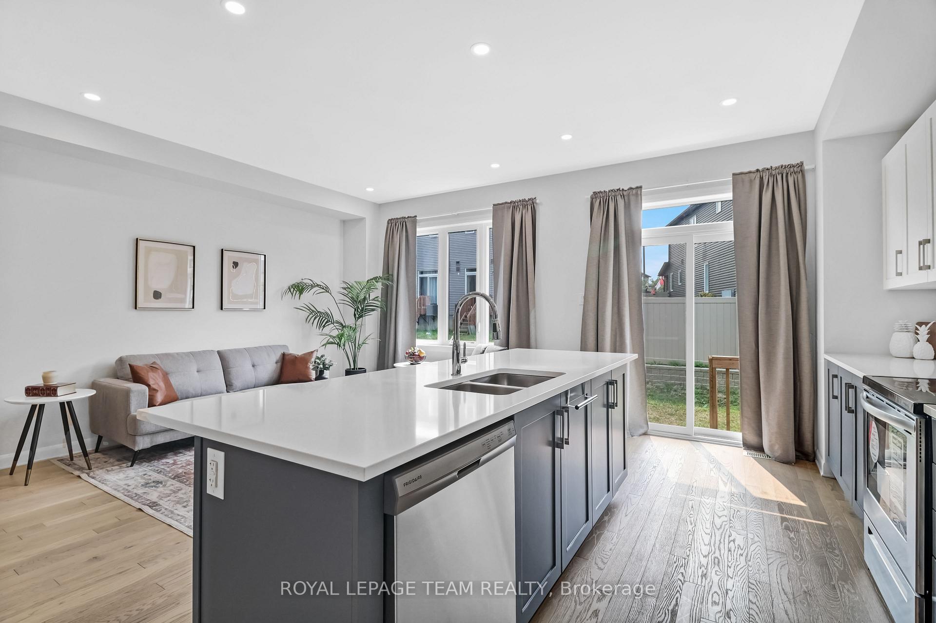 Photo 19 of 522 Branch Street, Ottawa, Barrhaven - Hearts Desire — HOMEH