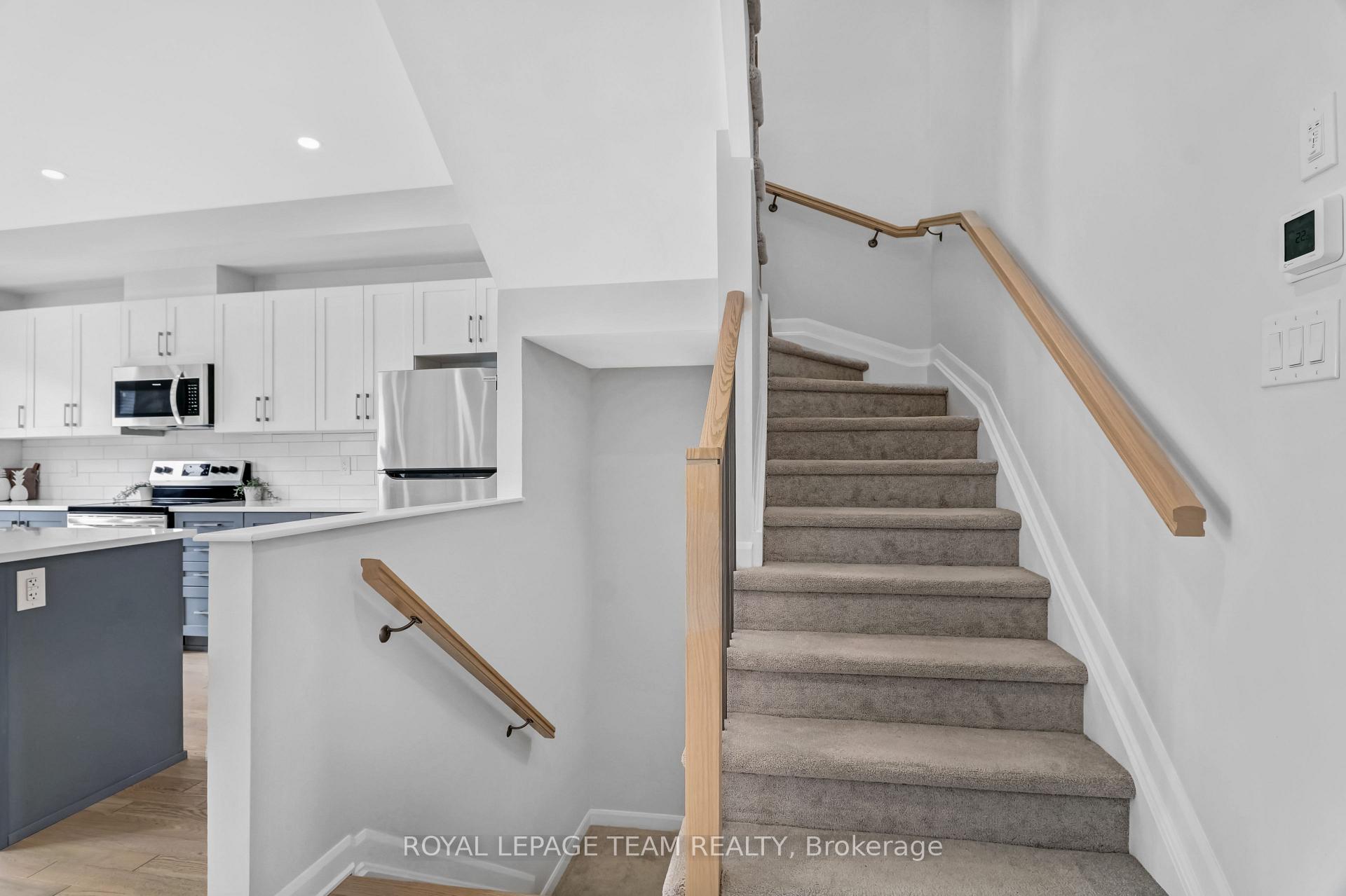 Photo 17 of 522 Branch Street, Ottawa, Barrhaven - Hearts Desire — HOMEH