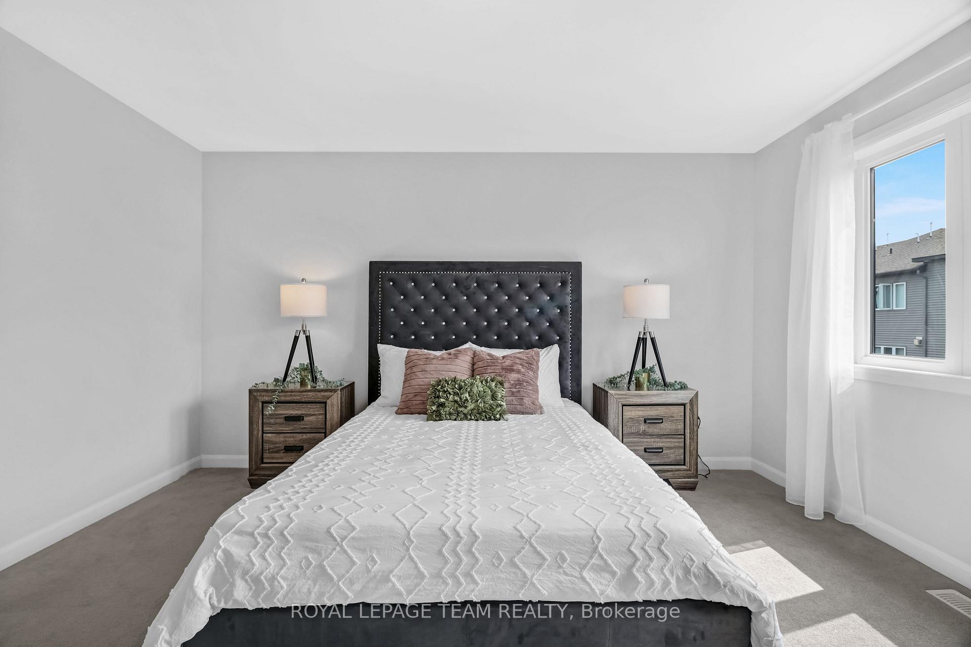 Photo 18 of 522 Branch Street, Ottawa, Barrhaven - Hearts Desire — HOMEH