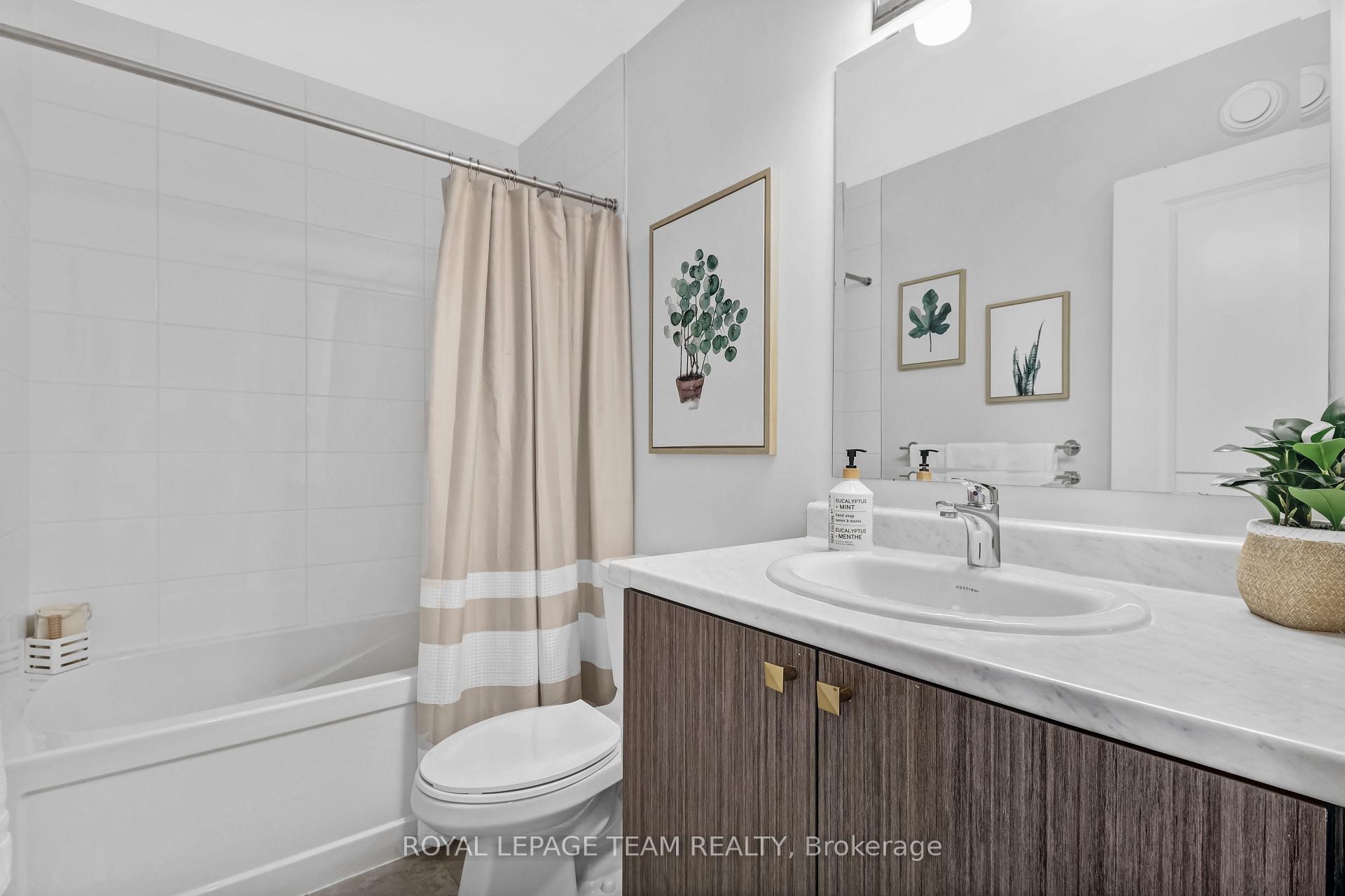 Photo 24 of 522 Branch Street, Ottawa, Barrhaven - Hearts Desire — HOMEH