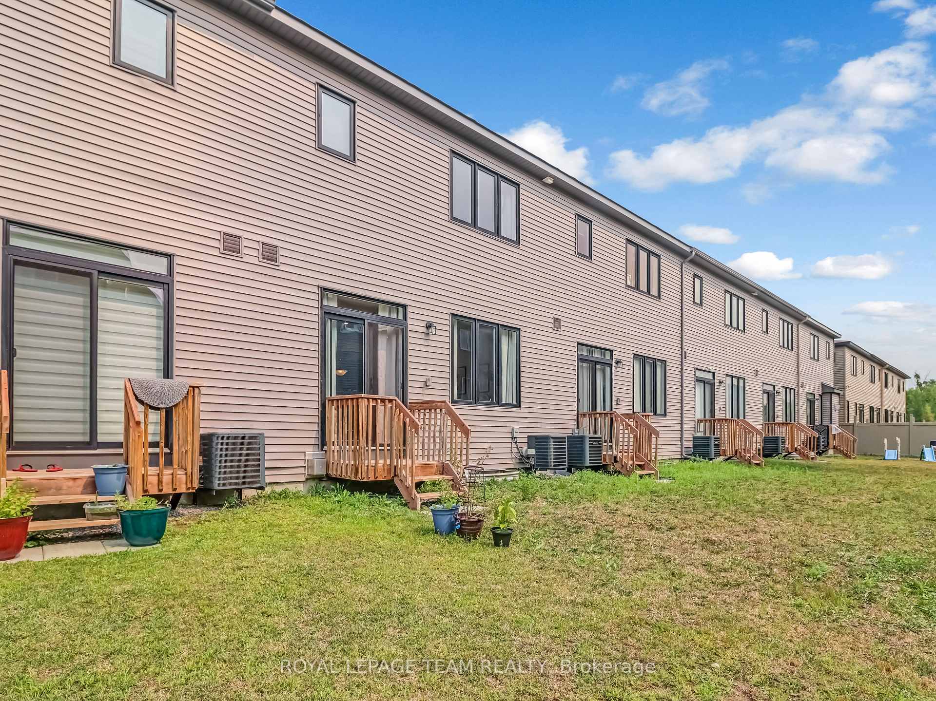 Photo 29 of 522 Branch Street, Ottawa, Barrhaven - Hearts Desire — HOMEH