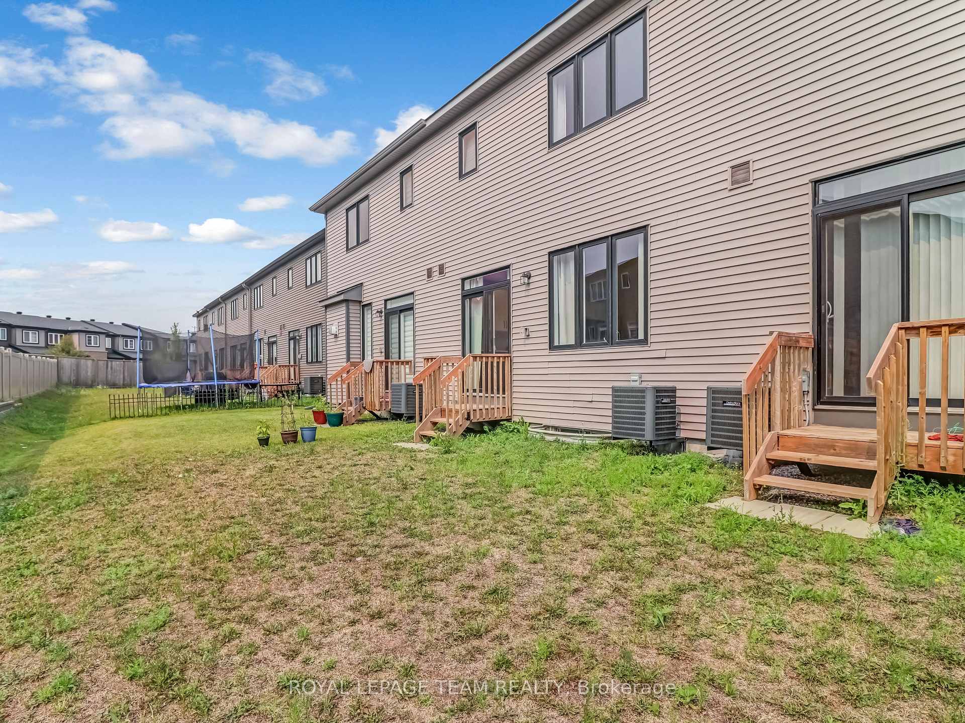 Photo 30 of 522 Branch Street, Ottawa, Barrhaven - Hearts Desire — HOMEH
