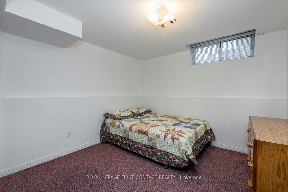 Photo 26 of 35 Blair Crescent, Barrie, Grove East — HOMEH