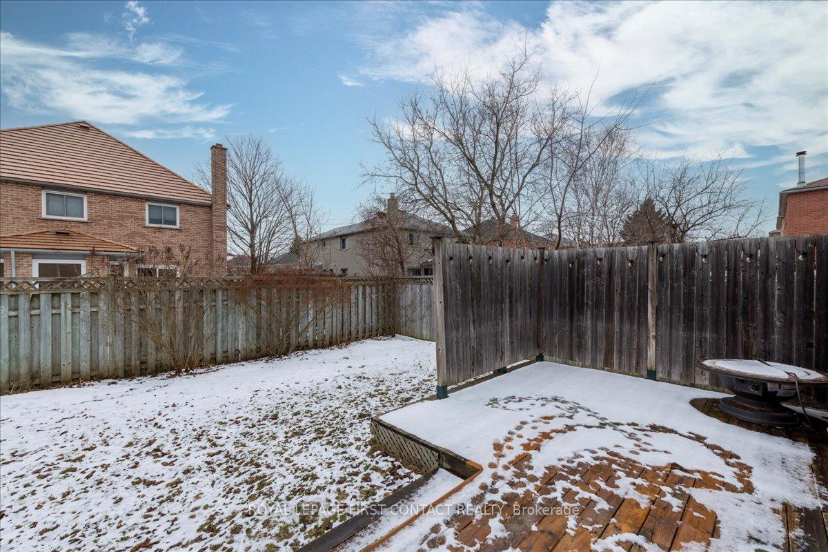 Photo 28 of 35 Blair Crescent, Barrie, Grove East — HOMEH